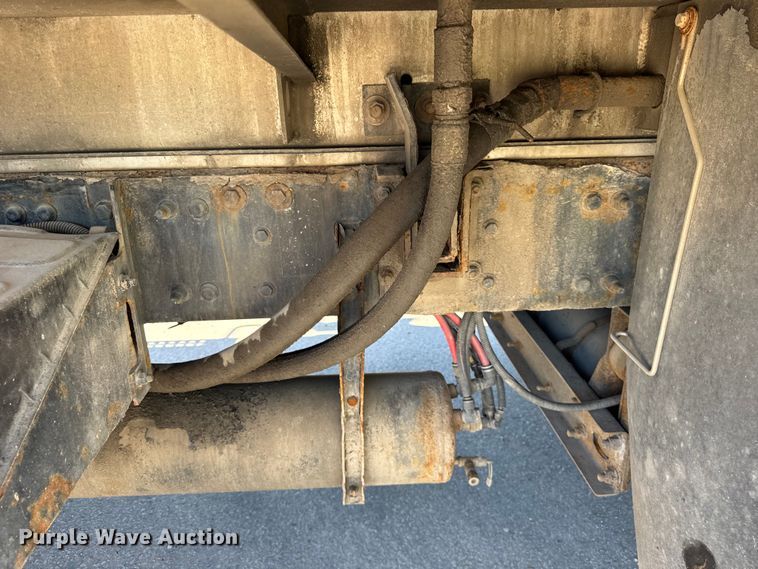 image for item EF2199 2014 Freightliner Business Class M2 feed delivery truck