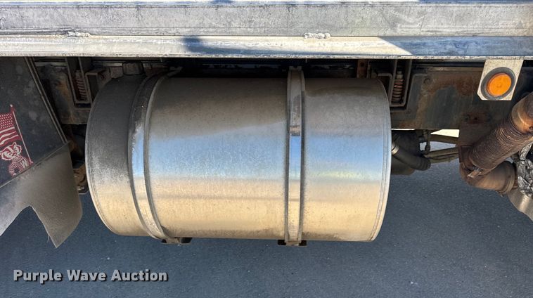 image for item EF2199 2014 Freightliner Business Class M2 feed delivery truck