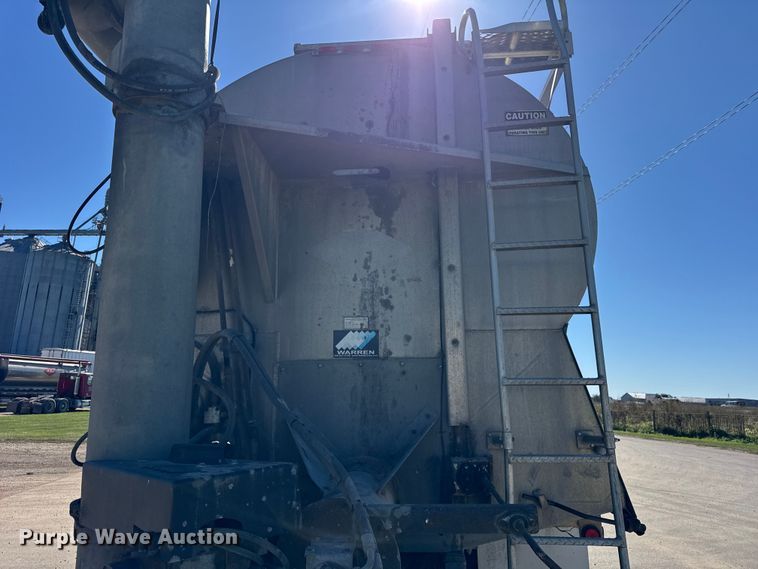 image for item EF2199 2014 Freightliner Business Class M2 feed delivery truck