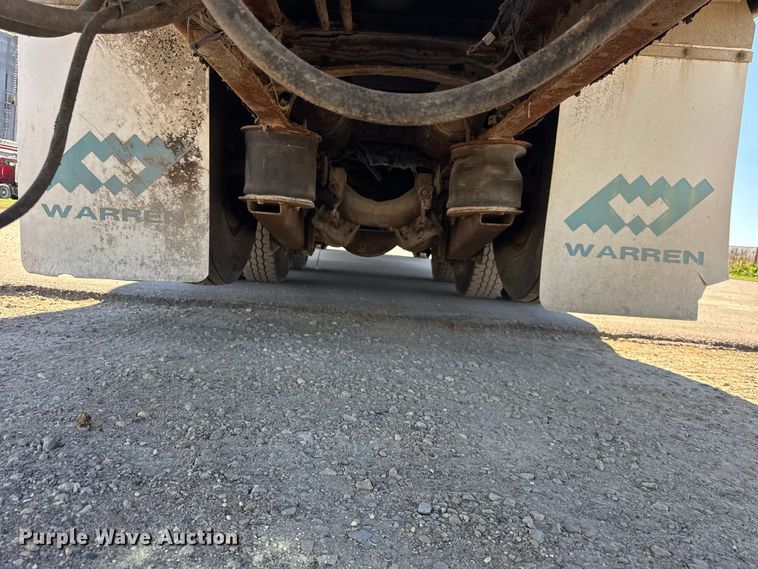 image for item EF2199 2014 Freightliner Business Class M2 feed delivery truck