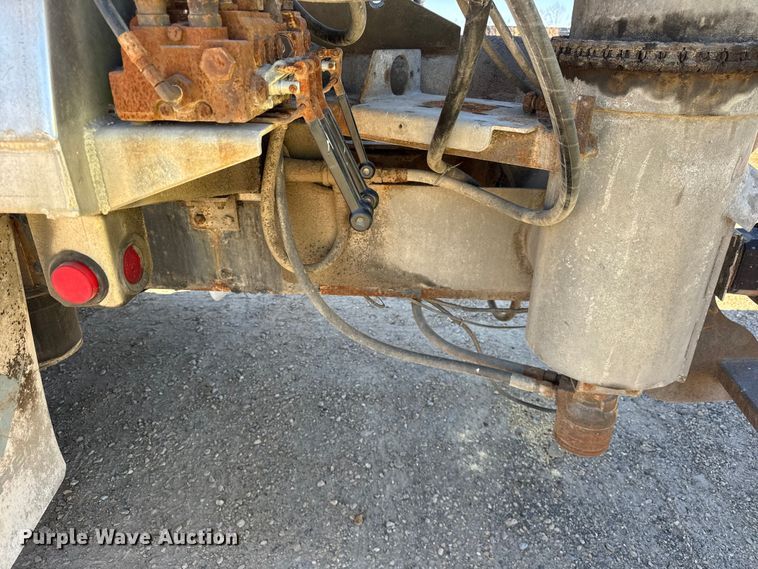 image for item EF2199 2014 Freightliner Business Class M2 feed delivery truck