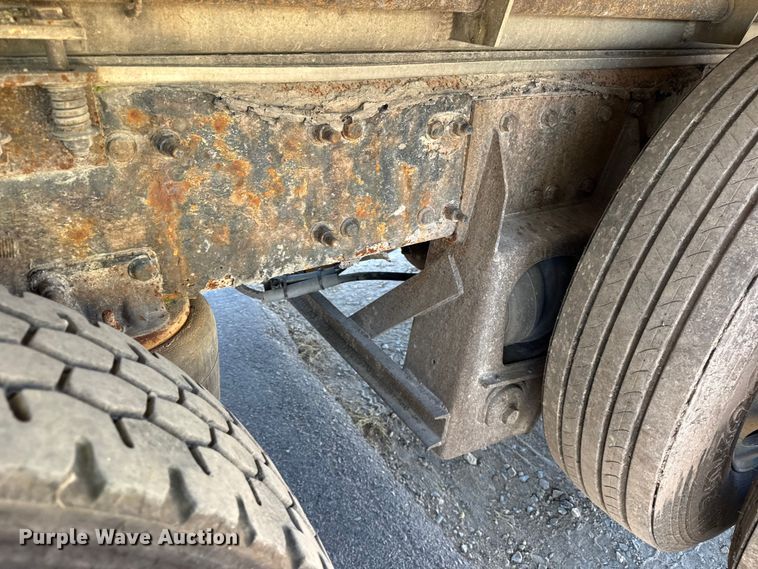 image for item EF2199 2014 Freightliner Business Class M2 feed delivery truck