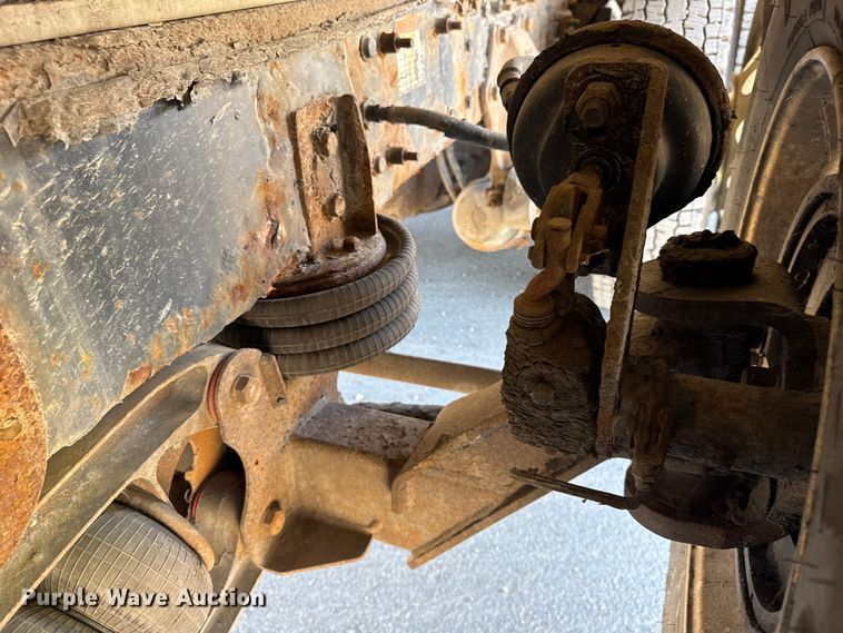 image for item EF2199 2014 Freightliner Business Class M2 feed delivery truck