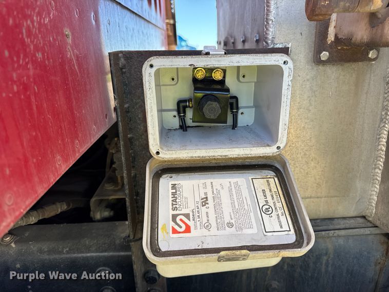 image for item EF2199 2014 Freightliner Business Class M2 feed delivery truck