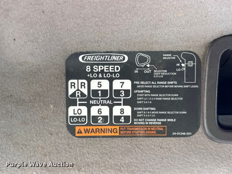 image for item EF2199 2014 Freightliner Business Class M2 feed delivery truck