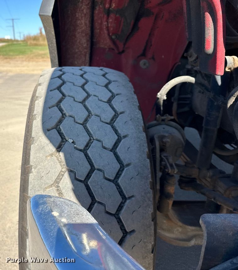 image for item EF2199 2014 Freightliner Business Class M2 feed delivery truck