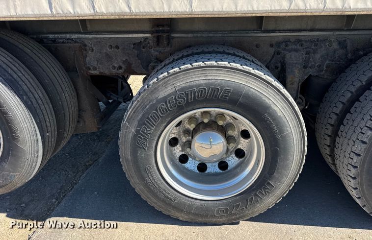 image for item EF2199 2014 Freightliner Business Class M2 feed delivery truck