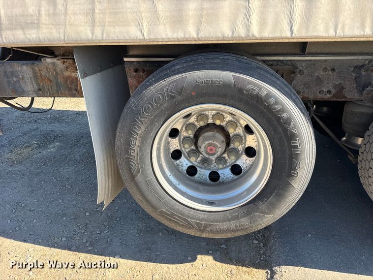 image for item EF2199 2014 Freightliner Business Class M2 feed delivery truck