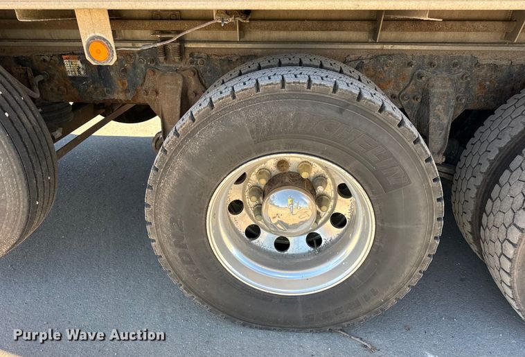 image for item EF2199 2014 Freightliner Business Class M2 feed delivery truck