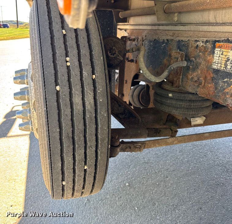 image for item EF2199 2014 Freightliner Business Class M2 feed delivery truck