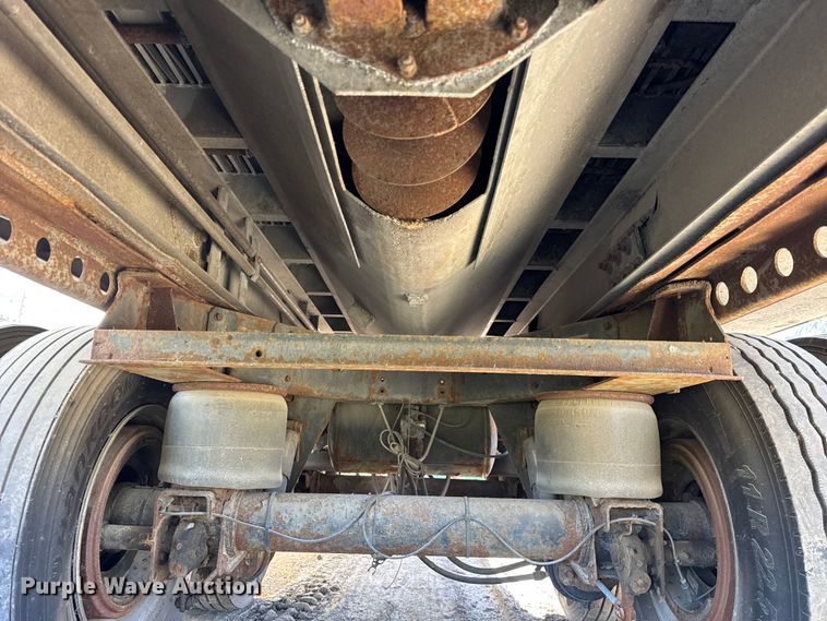 image for item EF2202 2011 CEI Pacer AT65 fertilizer delivery trailer