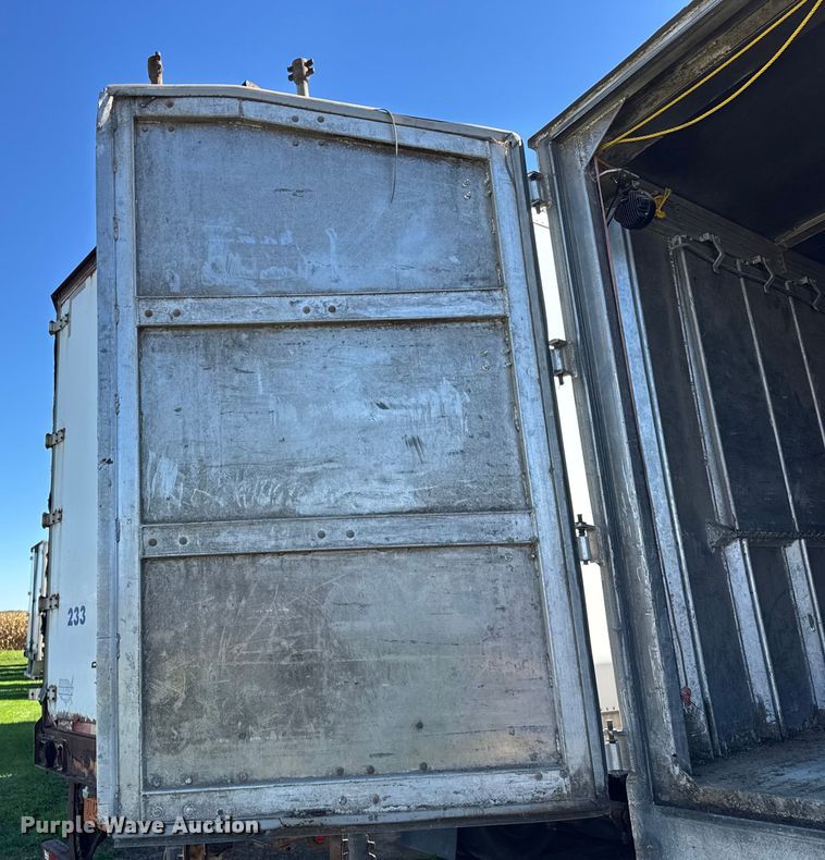 image for item EF2202 2011 CEI Pacer AT65 fertilizer delivery trailer