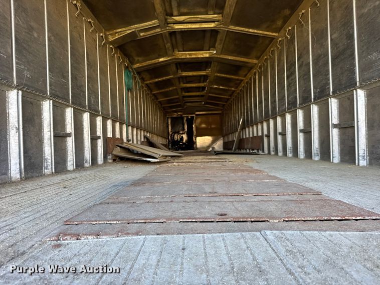 image for item EF2202 2011 CEI Pacer AT65 fertilizer delivery trailer