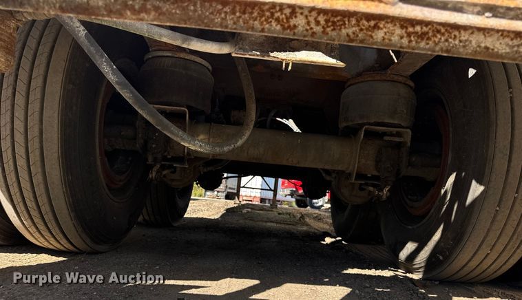 image for item EF2203 2008 Warren AT38SRTV9 feed delivery trailer