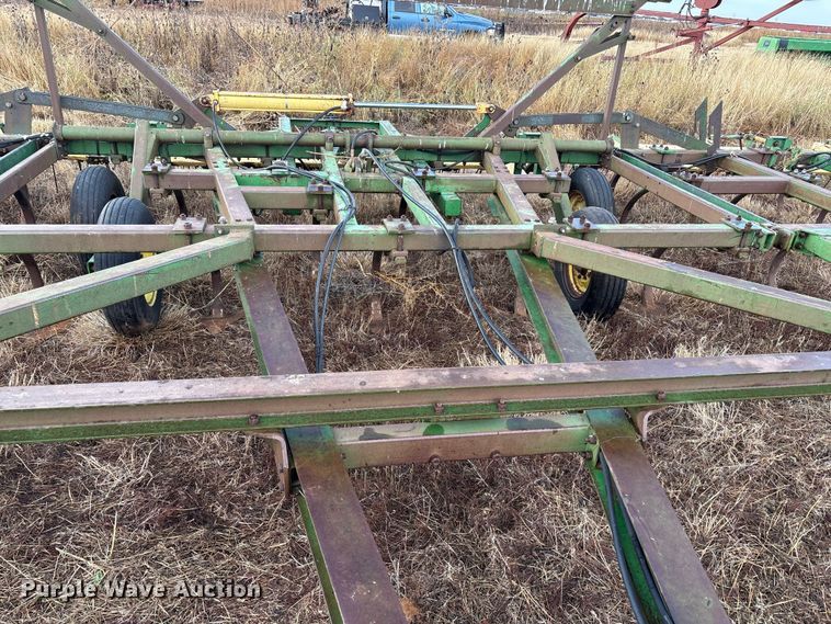 image for item EF6087 John Deere 84-0297 sweep plow