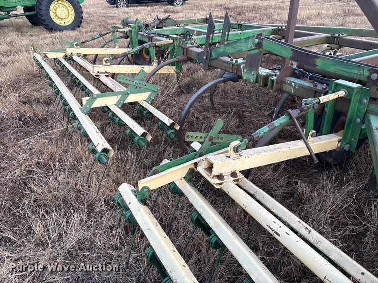 image for item EF6087 John Deere 84-0297 sweep plow