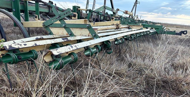 image for item EF6087 John Deere 84-0297 sweep plow