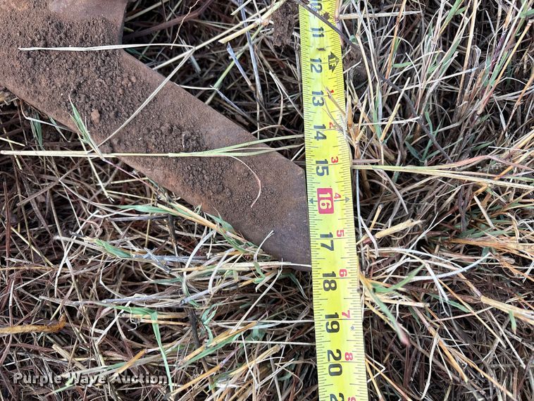 image for item EF6087 John Deere 84-0297 sweep plow