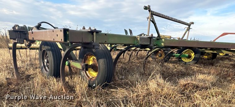 image for item EF6087 John Deere 84-0297 sweep plow