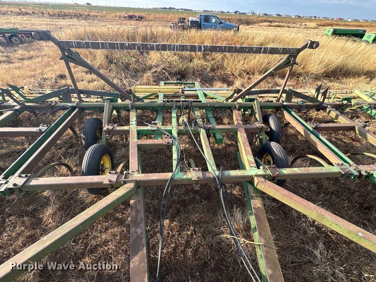 image for item EF6087 John Deere 84-0297 sweep plow