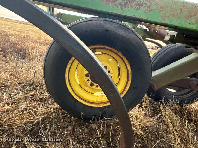 image for item EF6087 John Deere 84-0297 sweep plow