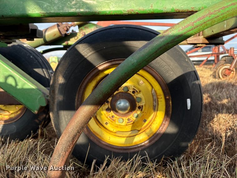 image for item EF6087 John Deere 84-0297 sweep plow