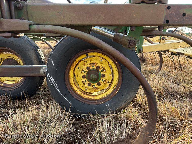 image for item EF6087 John Deere 84-0297 sweep plow