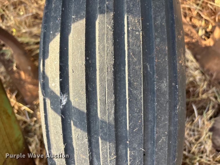 image for item EF6087 John Deere 84-0297 sweep plow