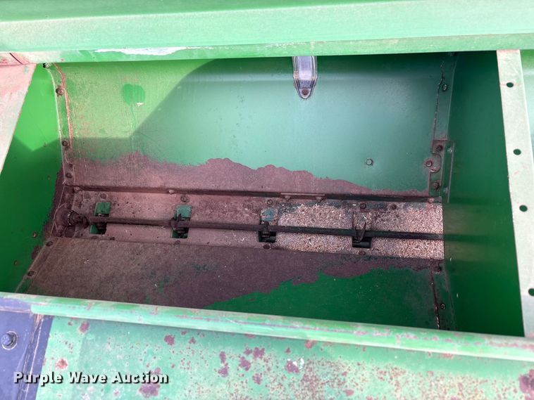 image for item EF6089 (3) John Deere 450 grain drills