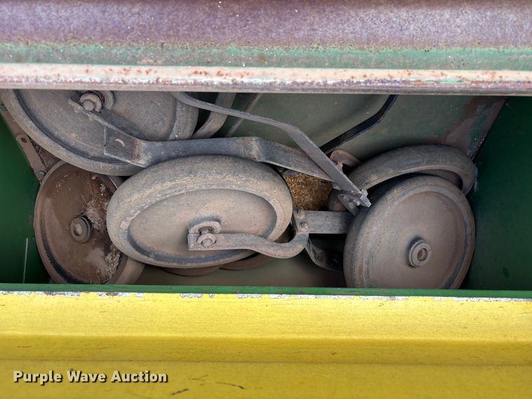 image for item EF6089 (3) John Deere 450 grain drills