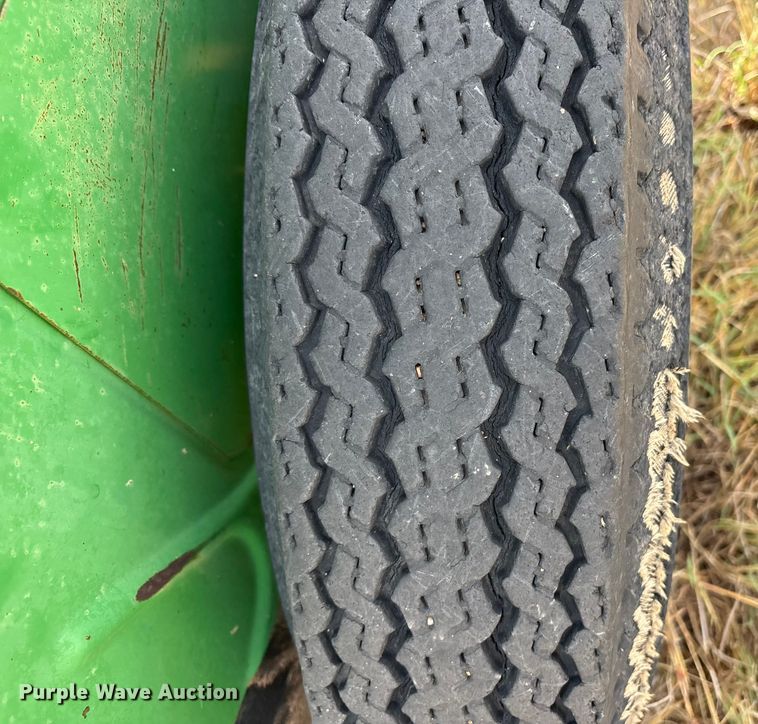 image for item EF6089 (3) John Deere 450 grain drills