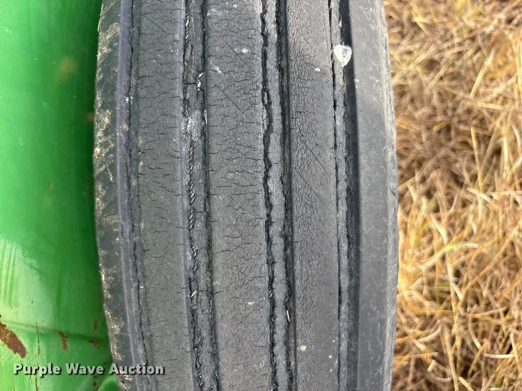 image for item EF6089 (3) John Deere 450 grain drills