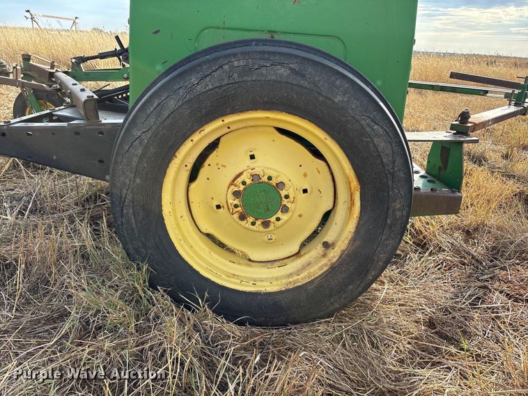 image for item EF6089 (3) John Deere 450 grain drills