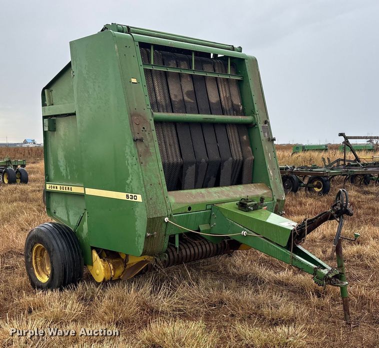 image for item EF6092 John Deere 530 Hay baler