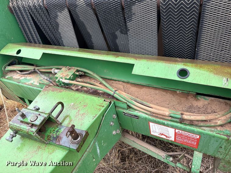 image for item EF6092 John Deere 530 Hay baler