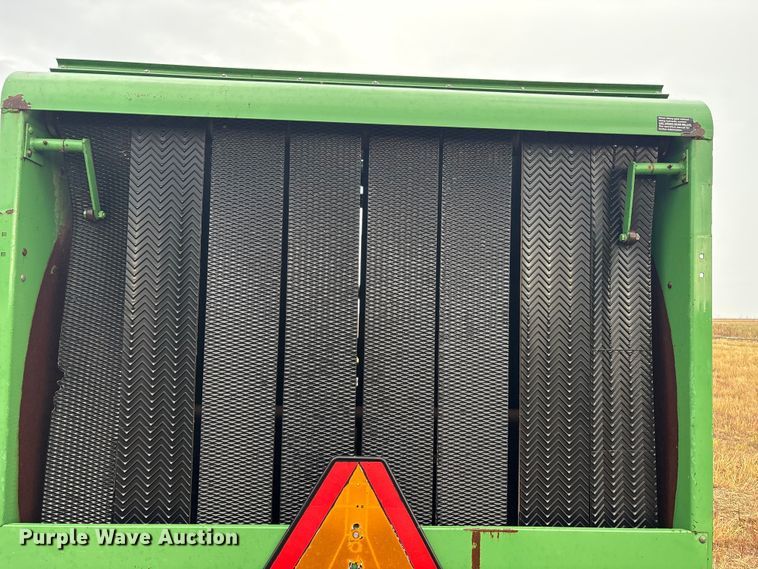 image for item EF6092 John Deere 530 Hay baler