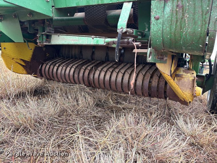 image for item EF6092 John Deere 530 Hay baler