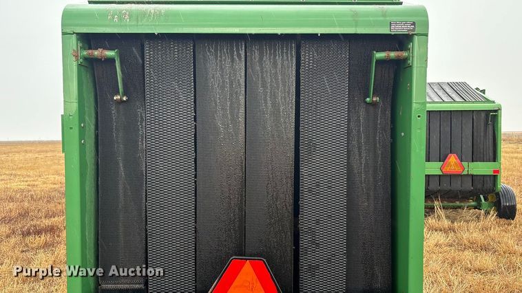 image for item EF6093 John Deere 430 round baler
