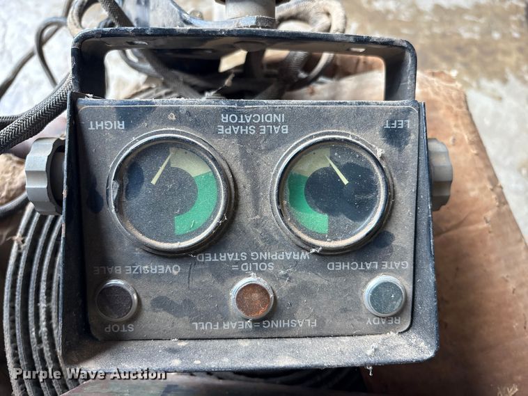 image for item EF6093 John Deere 430 round baler