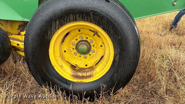 image for item EF6093 John Deere 430 round baler