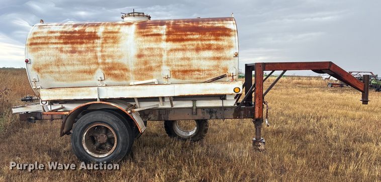 image for item EF6094 Nurse trailer