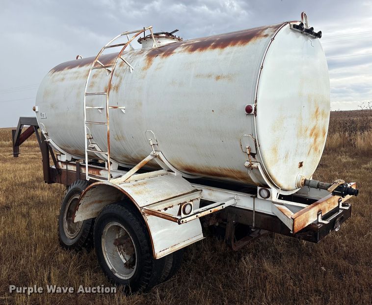 image for item EF6094 Nurse trailer