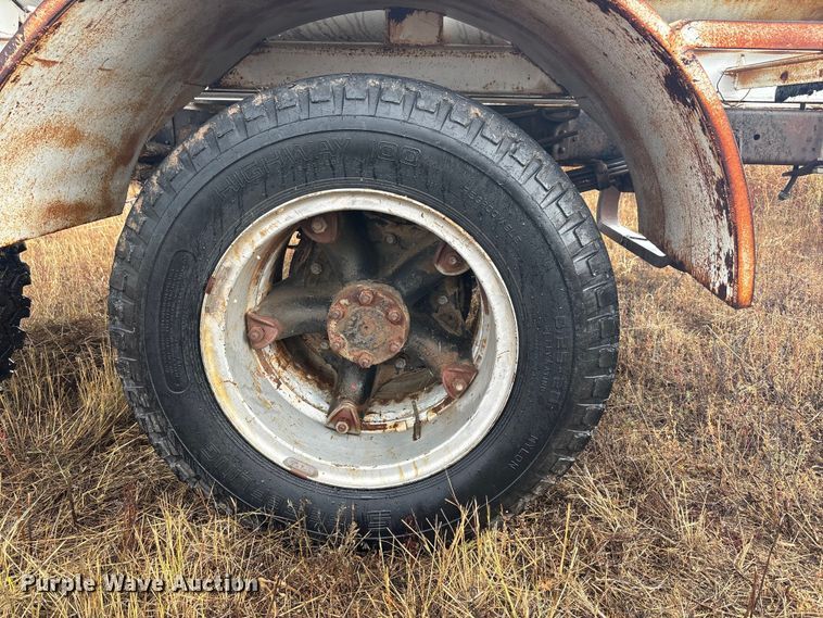 image for item EF6094 Nurse trailer