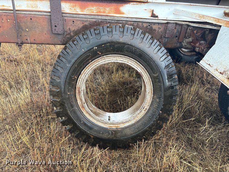 image for item EF6094 Nurse trailer