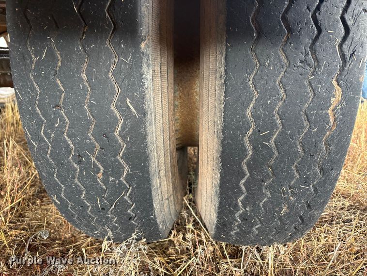 image for item EF6094 Nurse trailer