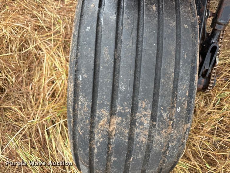 image for item EF6095 Tye 124-7330A grain drill