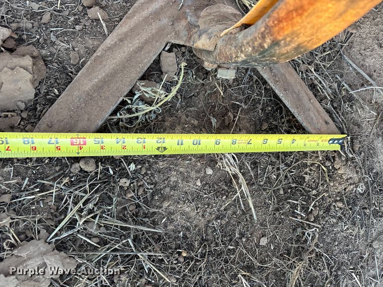 image for item EF6121 John Deere field cultivator