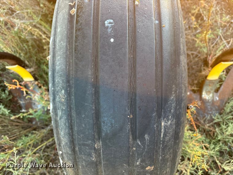 image for item EF6121 John Deere field cultivator