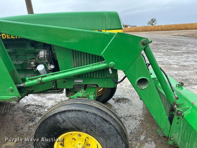 image for item EL0040 1978 John Deere 2840 tractor