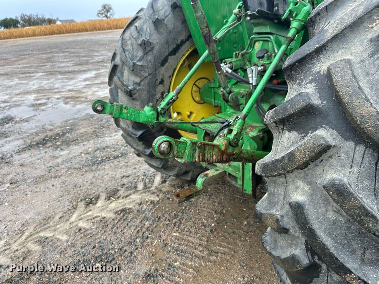 image for item EL0040 1978 John Deere 2840 tractor